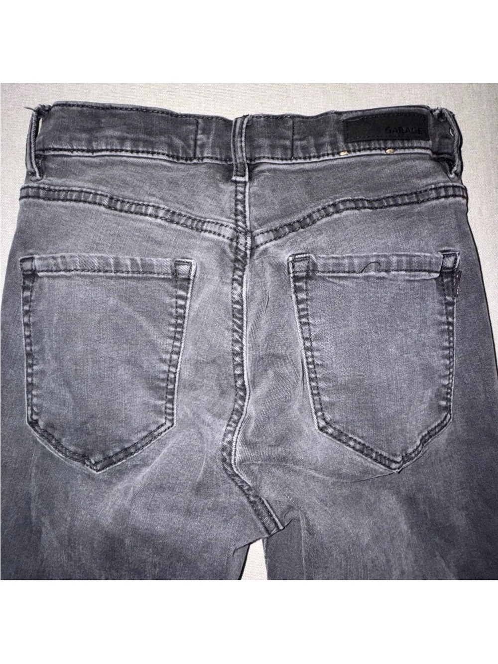 Garage Distressed Grey Skinny Women's Jeans Sz 01 - Picture 11 of 12